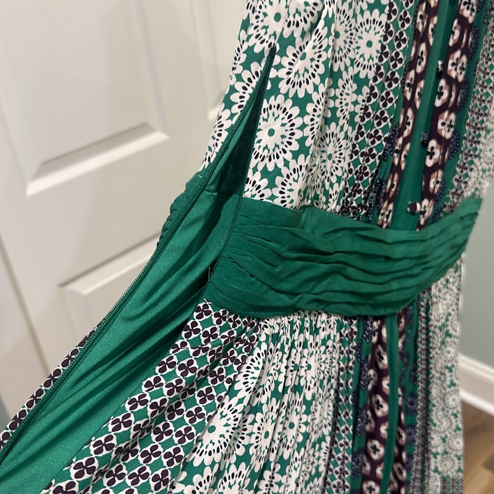 BODEN Beautiful 14 Large XL DRESS Capped Sleeves Green Fit & Flare Easter